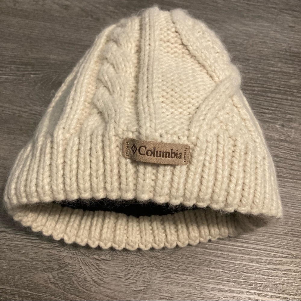Columbia cream youth knit beanie winter hat